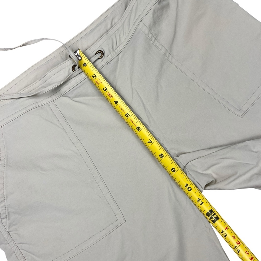 PrAna Shorts Women’s Medium Bermuda Outdoor Hiking Beige Khaki Pull Up Stretch - Picture 9 of 11